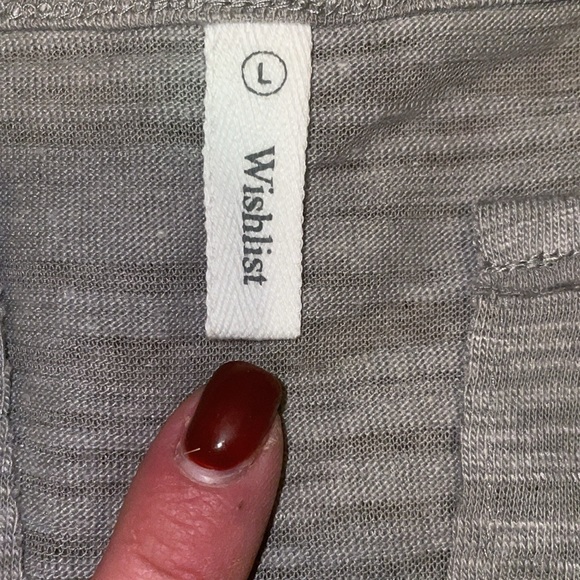 Wishlist Bundle of Two Tank Tops- Size Large - 1 Beige/Tan & 1 Gray - Picture 4 of 8